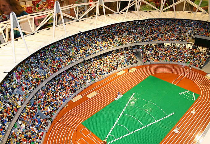 Олимпийский Стадион из Lego